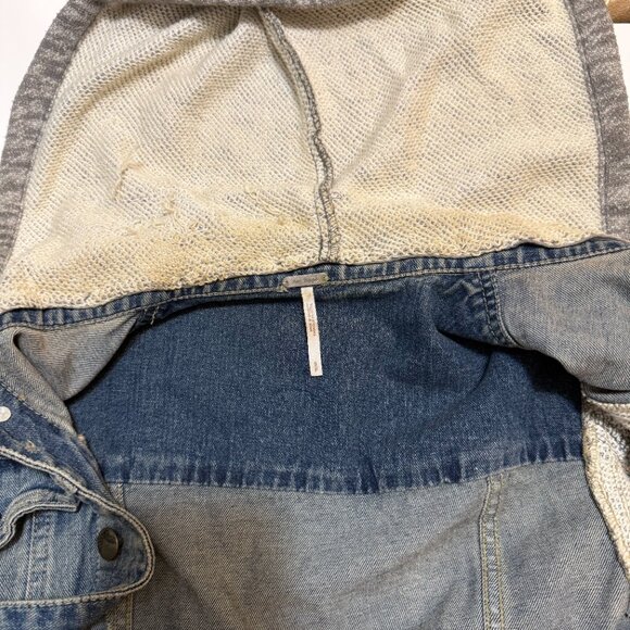 Free People Distressed Jean Jacket Women's Small - Picture 11 of 16